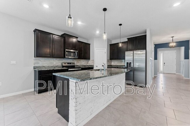 Building Photo - 13135 Brookside Moss Dr