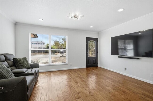 Foto del edificio - 7510 Carriage Dr