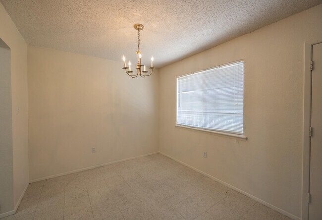 Foto del edificio - 3436 Quanah St