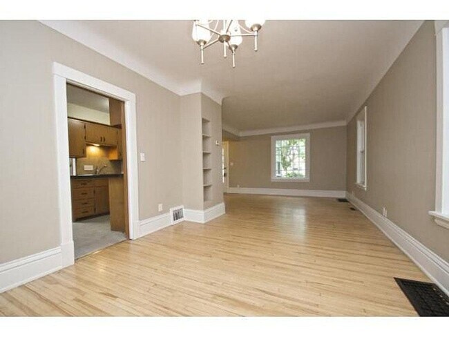 Foto del edificio - Great rental property near the U of M