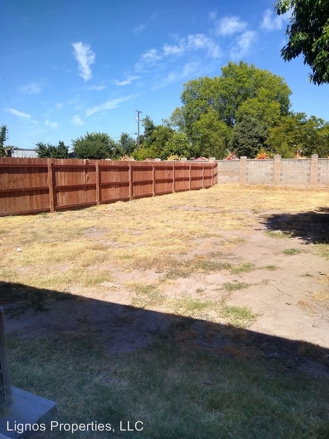 Building Photo - 2 br, 1 bath House - 4848 Warren Ave
