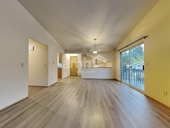 Foto del edificio - 2078 SE 8th Dr