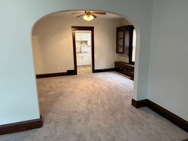 Foto del edificio - 11916 Browning Ave