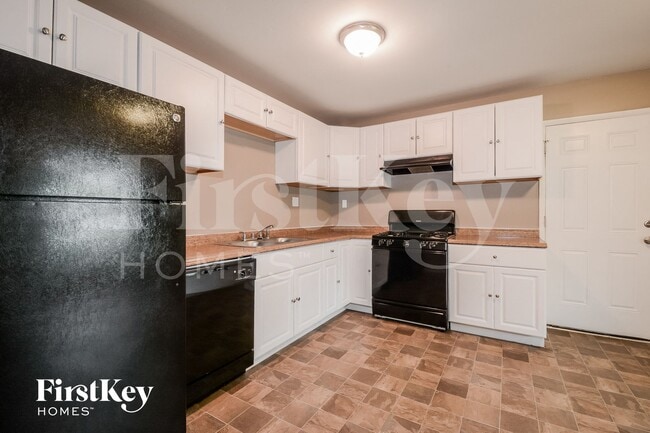 Foto del edificio - 844 Townhouse Ln