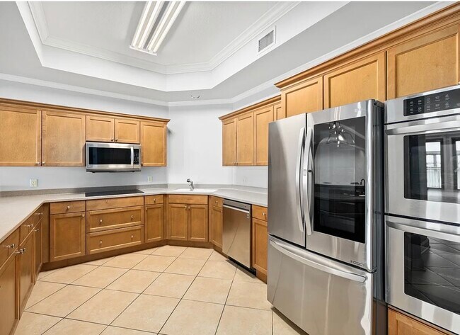 Building Photo - 5 Calhoun Ave