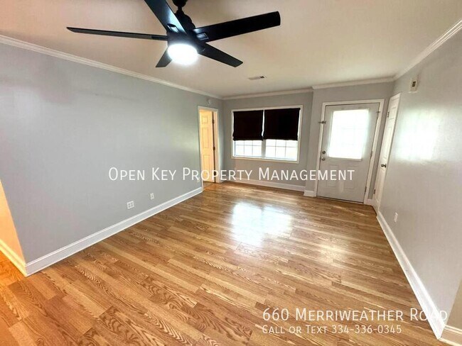 Foto del edificio - 660 Merriweather Rd
