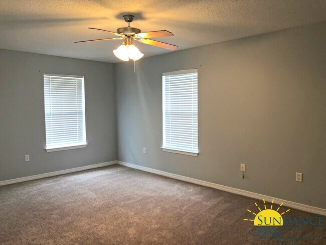 Foto del edificio - Beautiful Home Located In The Subdivision of Driftwood at Sandestin!