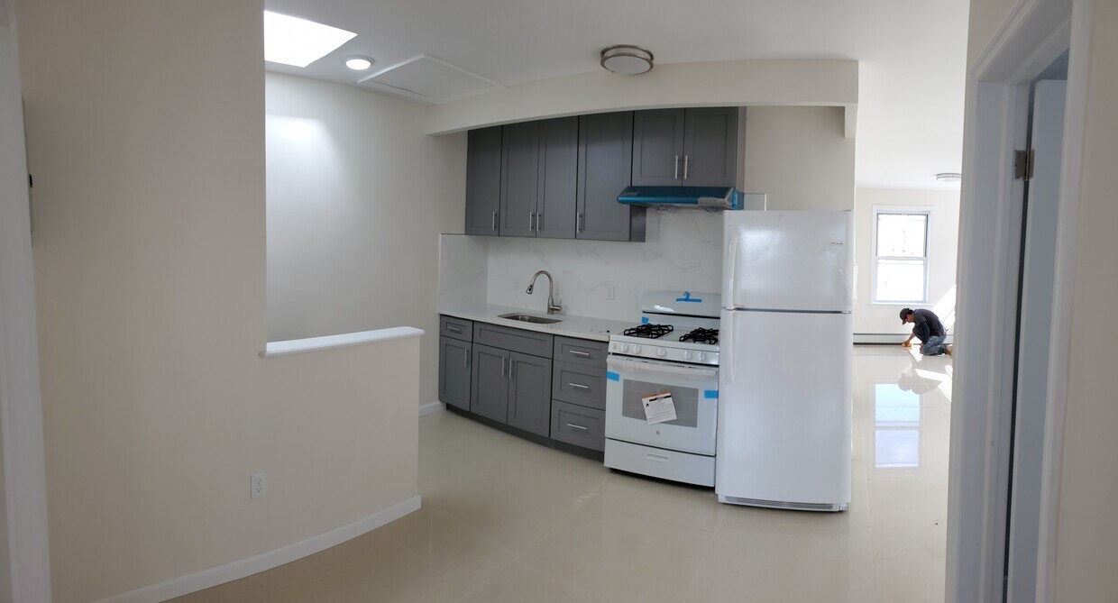 Kitchen - 3115 97th St