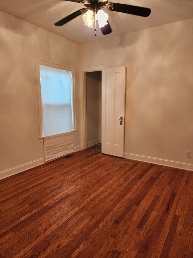Building Photo - 319 Bellwood Ave