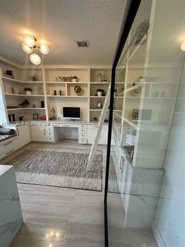 Foto del edificio - 12944 SW 222nd St