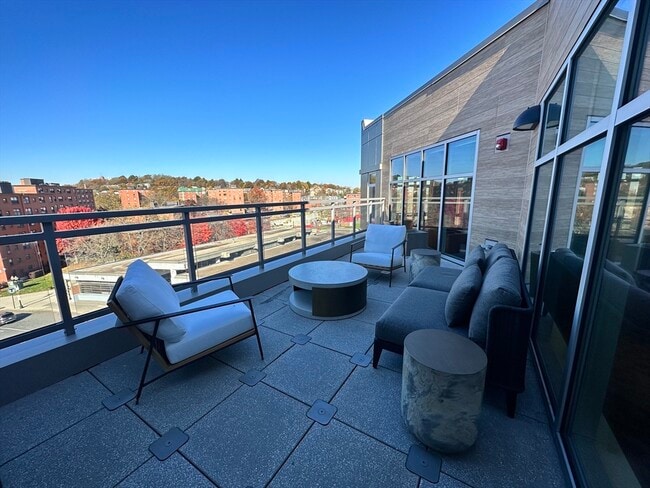 Foto del edificio - 250 Centre St