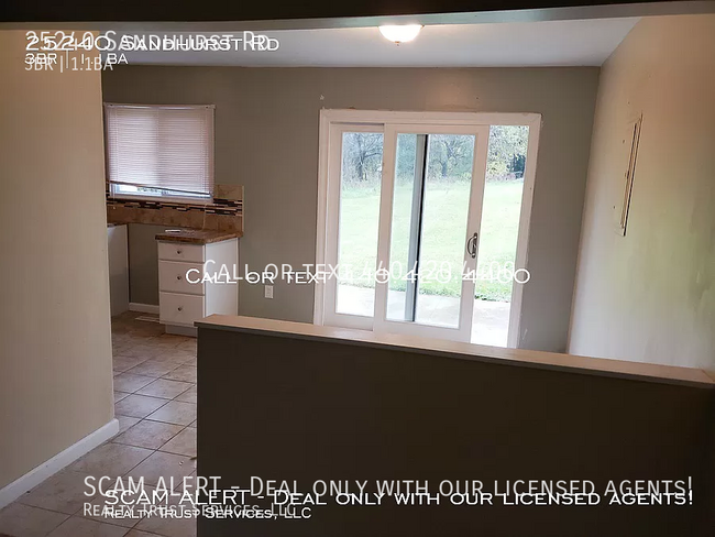 Building Photo - 25240 Sandhurst Rd