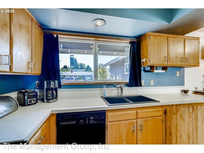 Building Photo - 3 br, 2 bath House - 9607 NW 25th Avenue