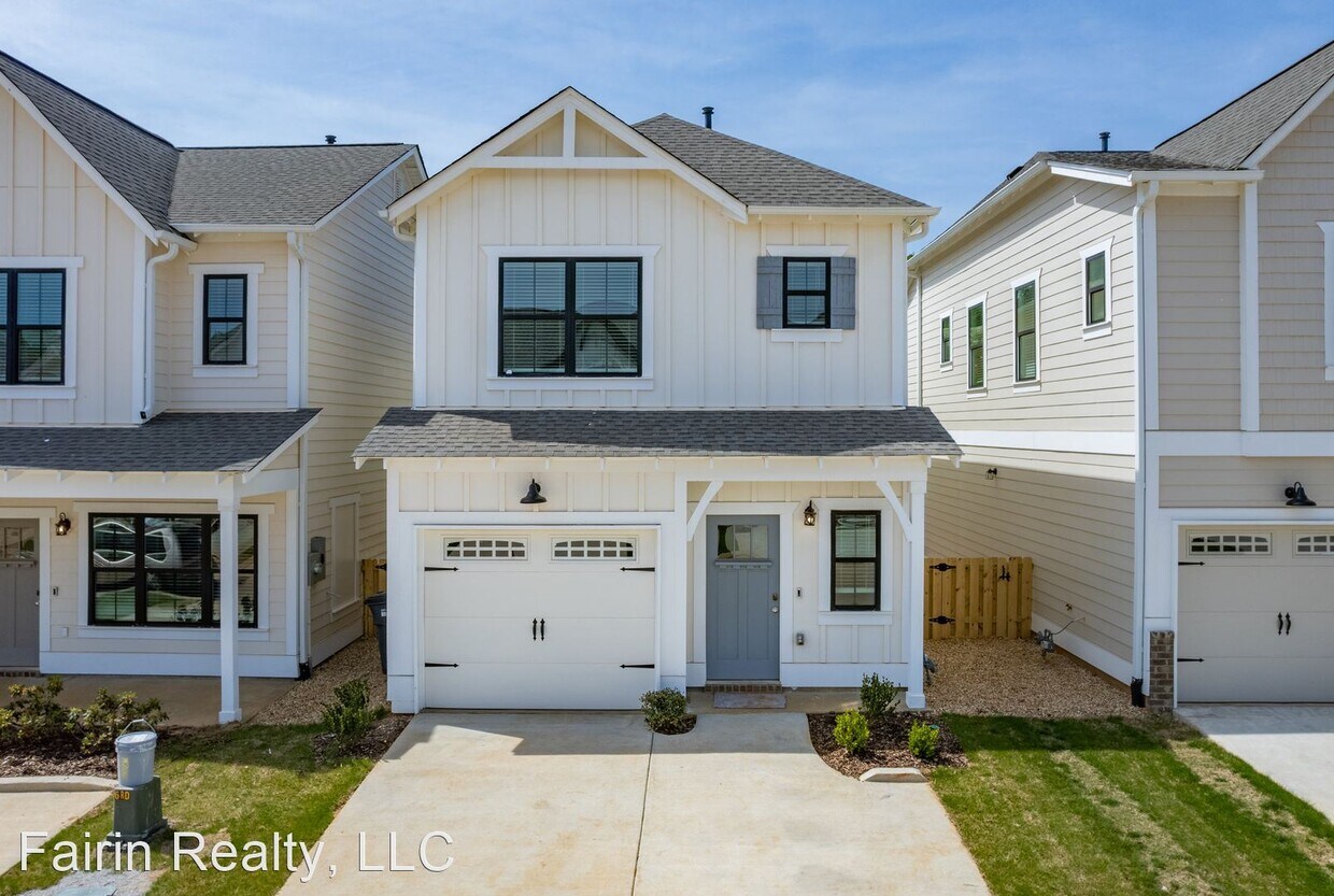 2 br, 2.5 bath House 4161 Brevard Blvd House Rental in Irondale, AL