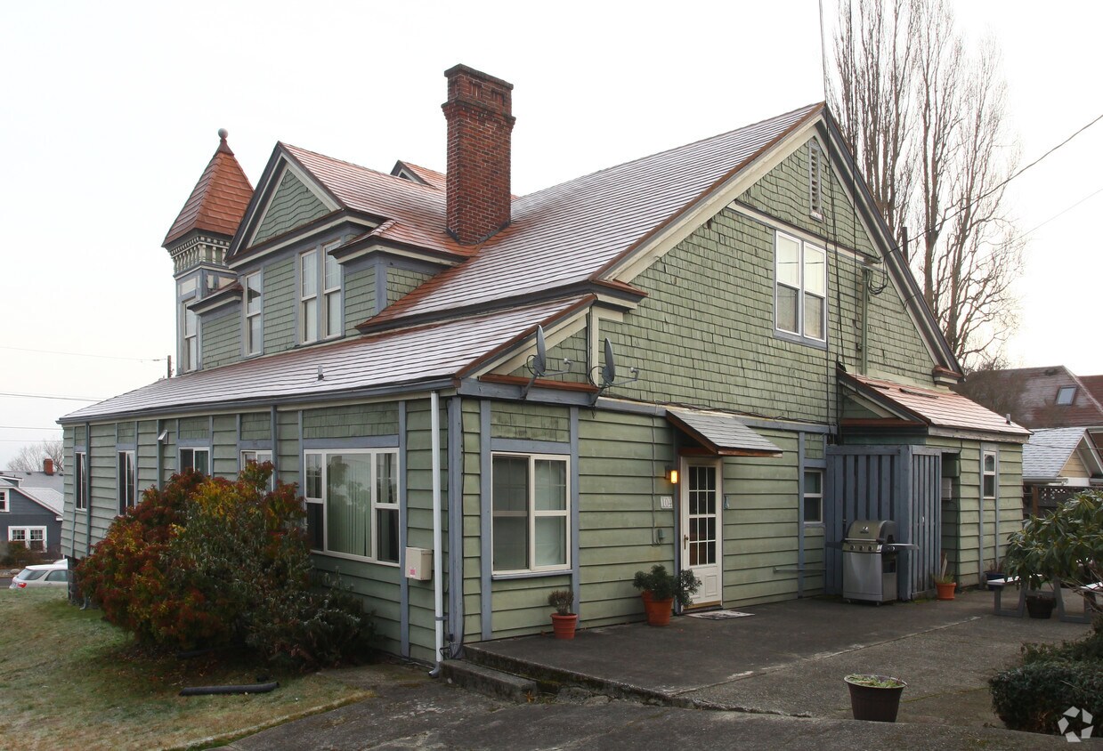 Foto del edificio - 1022 N I St