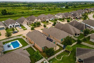 Building Photo - 2116 Blackhawk Ridge Ln