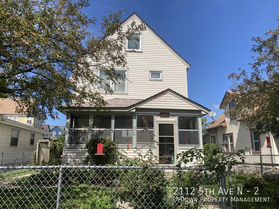 Foto principal - 2112 N 5th Ave