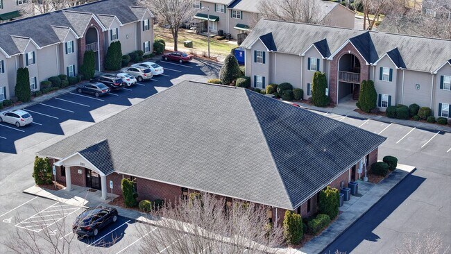 Building Photo - Spacious well-equipped 2bed/2bath in the h...