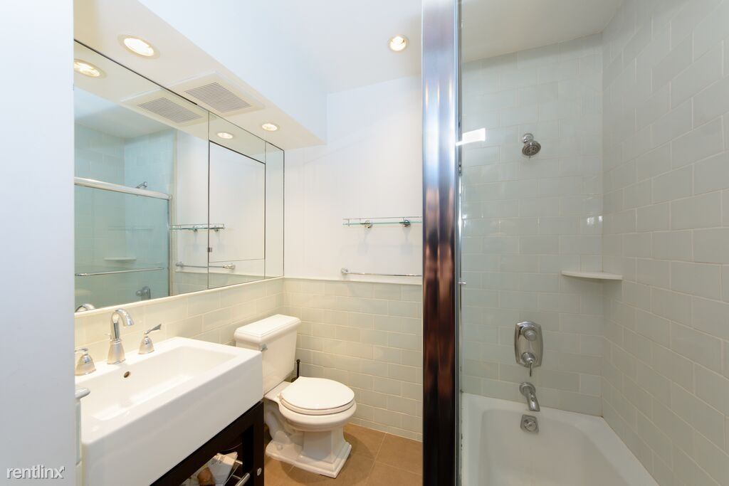 Foto del edificio - 1 br, 1 bath  - 184 Franklin St