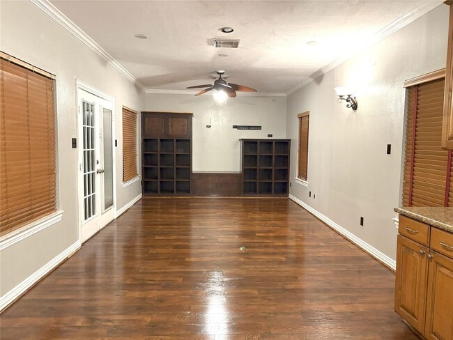 Building Photo - 7710 Misty Fern Ct