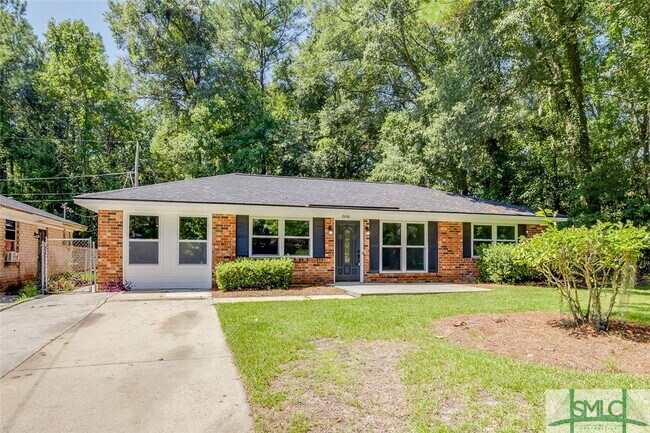 Building Photo - 2137 Cowan Ave