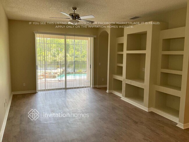Foto del edificio - 2370 Cypress Trace Cir