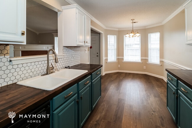 Foto del edificio - 3308 Lacross Dr