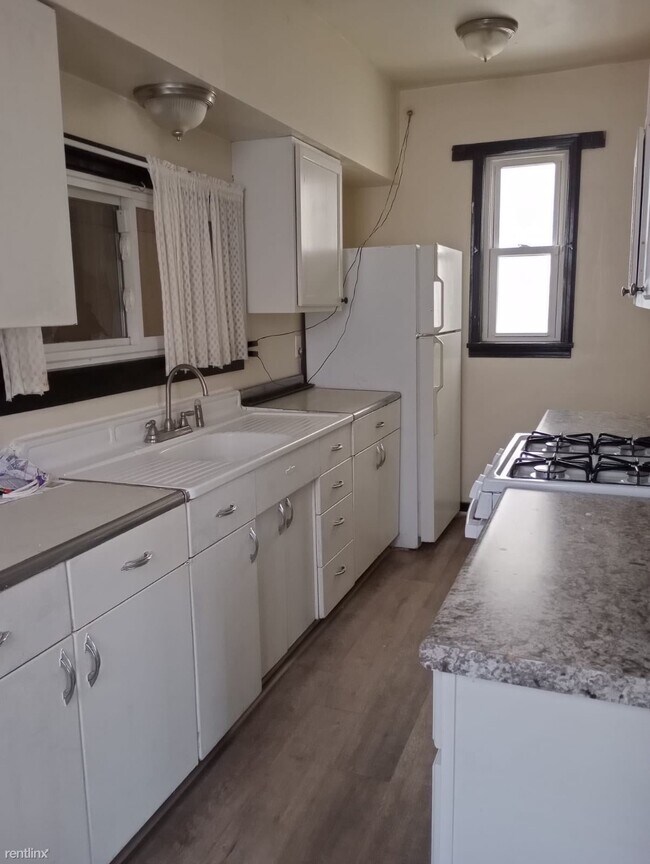 Building Photo - 3 br, 2 bath House - 1093 Dohrman Street