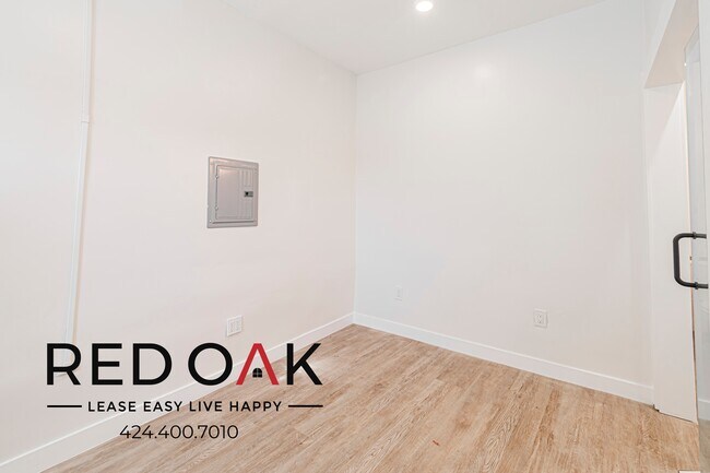 Building Photo - 4238 Lindblade Dr