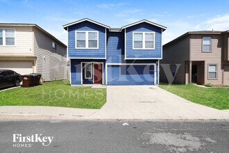 Building Photo - 4522 Safe Hbr