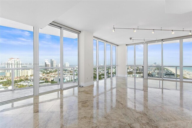 Foto del edificio - 50 South Pointe Dr
