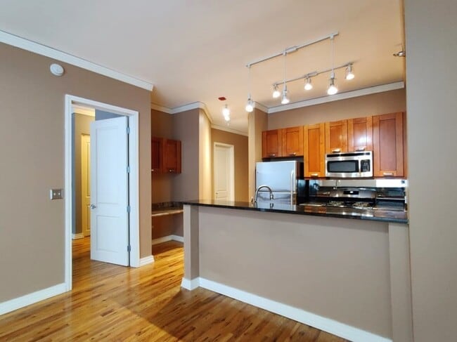 Foto del edificio - 170 W Polk St