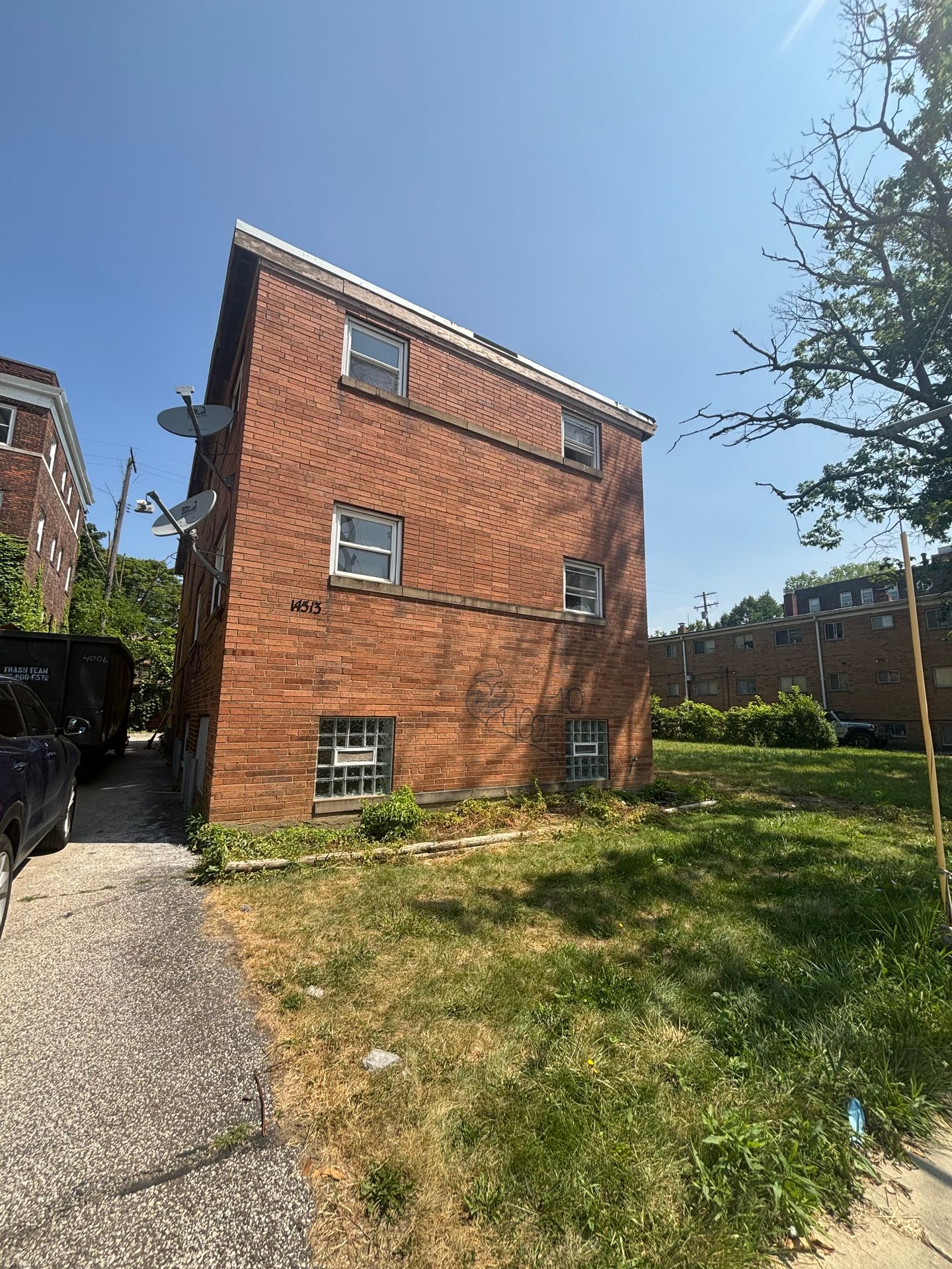 14513 Milverton Rd Cleveland, OH 44120 – photo 1