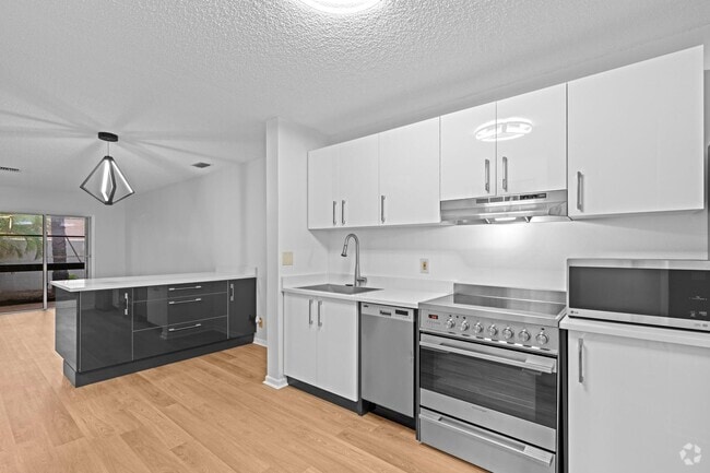 Building Photo - 1410 Ocean Dunes Cir