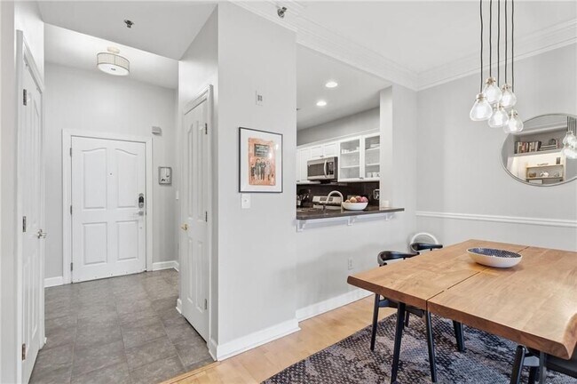Foto del edificio - 850 Piedmont Ave NE