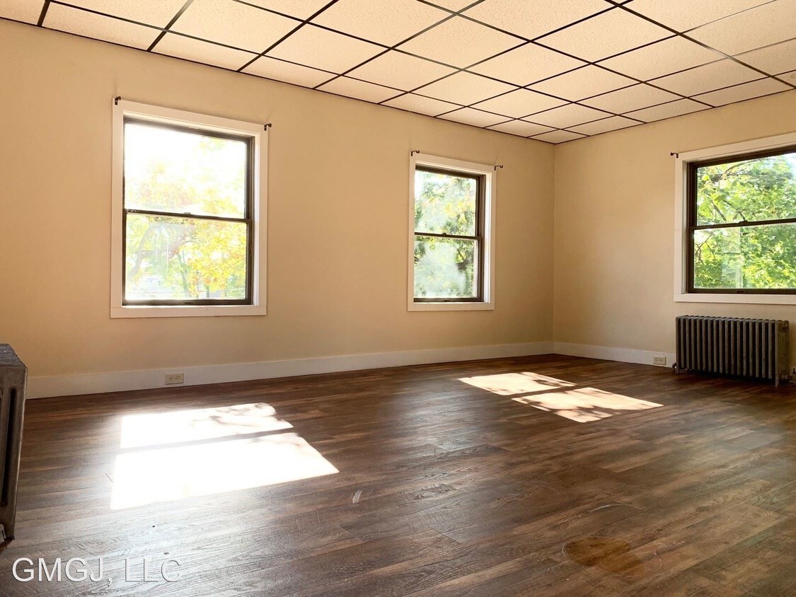 Primary Photo - 1 br, 1 bath Apartment - 43 Brainard Place