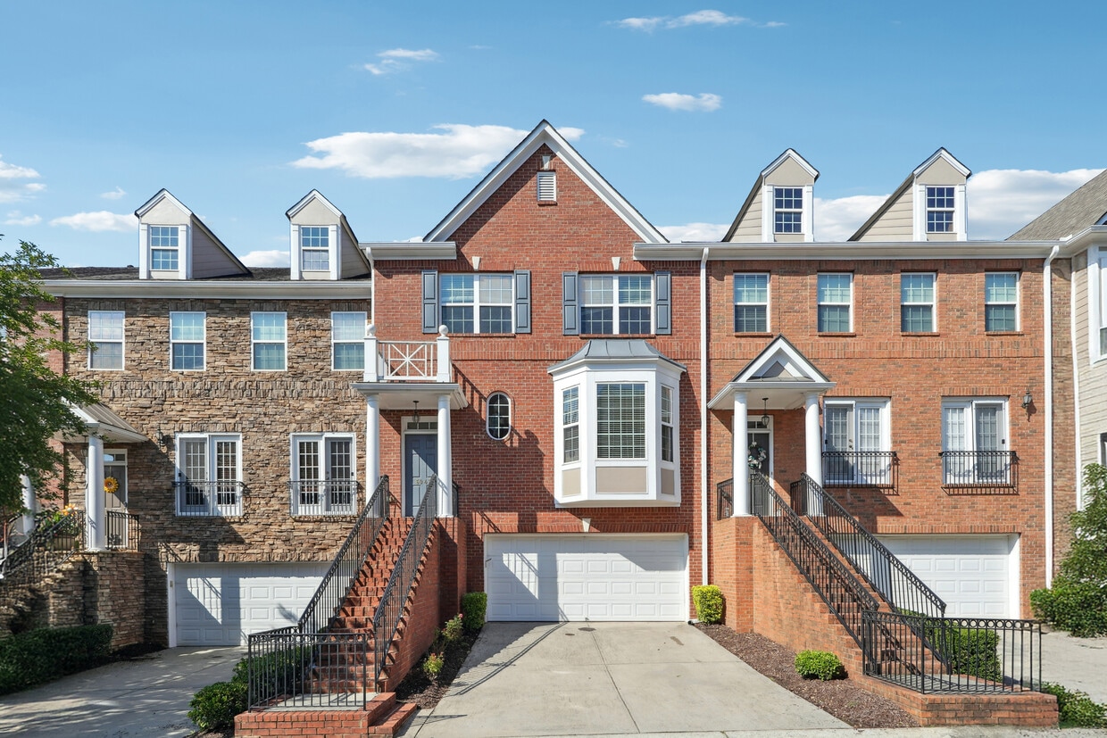 Photo - 6043 China Rose Ln (Duluth, GA)