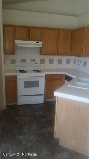 Building Photo - 3 br, 2 bath House - 5610 Hawk Ave