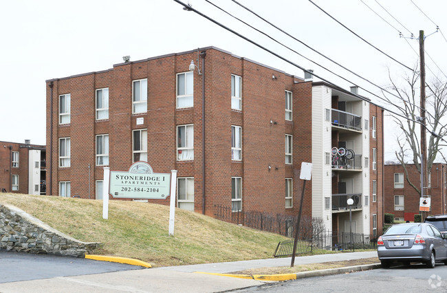 Foto del edificio - Stoneridge Apartments