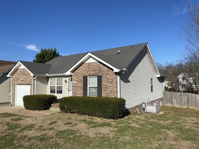 Building Photo - 417 McMurry Rd