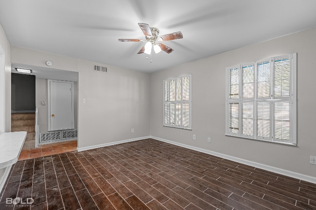 Building Photo - 3730 Fairfield Ave