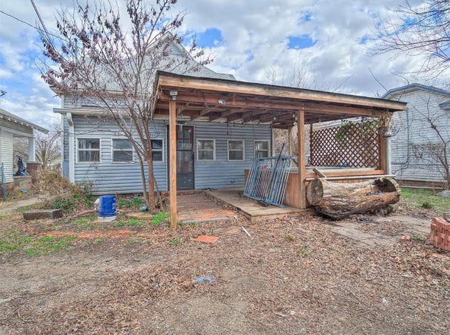 Building Photo - 632 N Hobson Ave