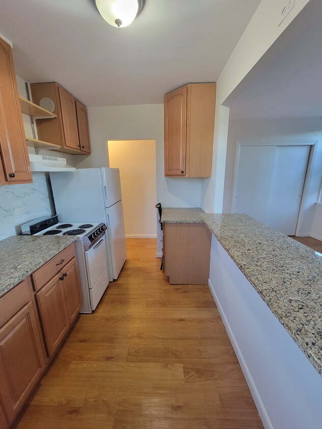Foto principal - 65 Merrick Ave