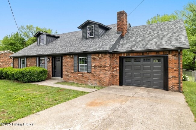 Building Photo - 2222 Elmcrest Dr