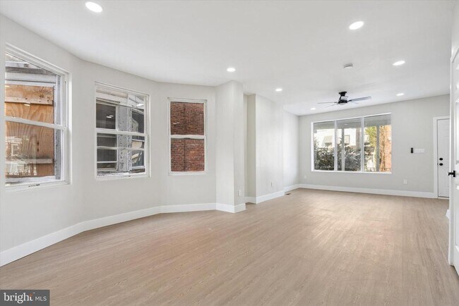 Foto del edificio - 5518 Chew Ave