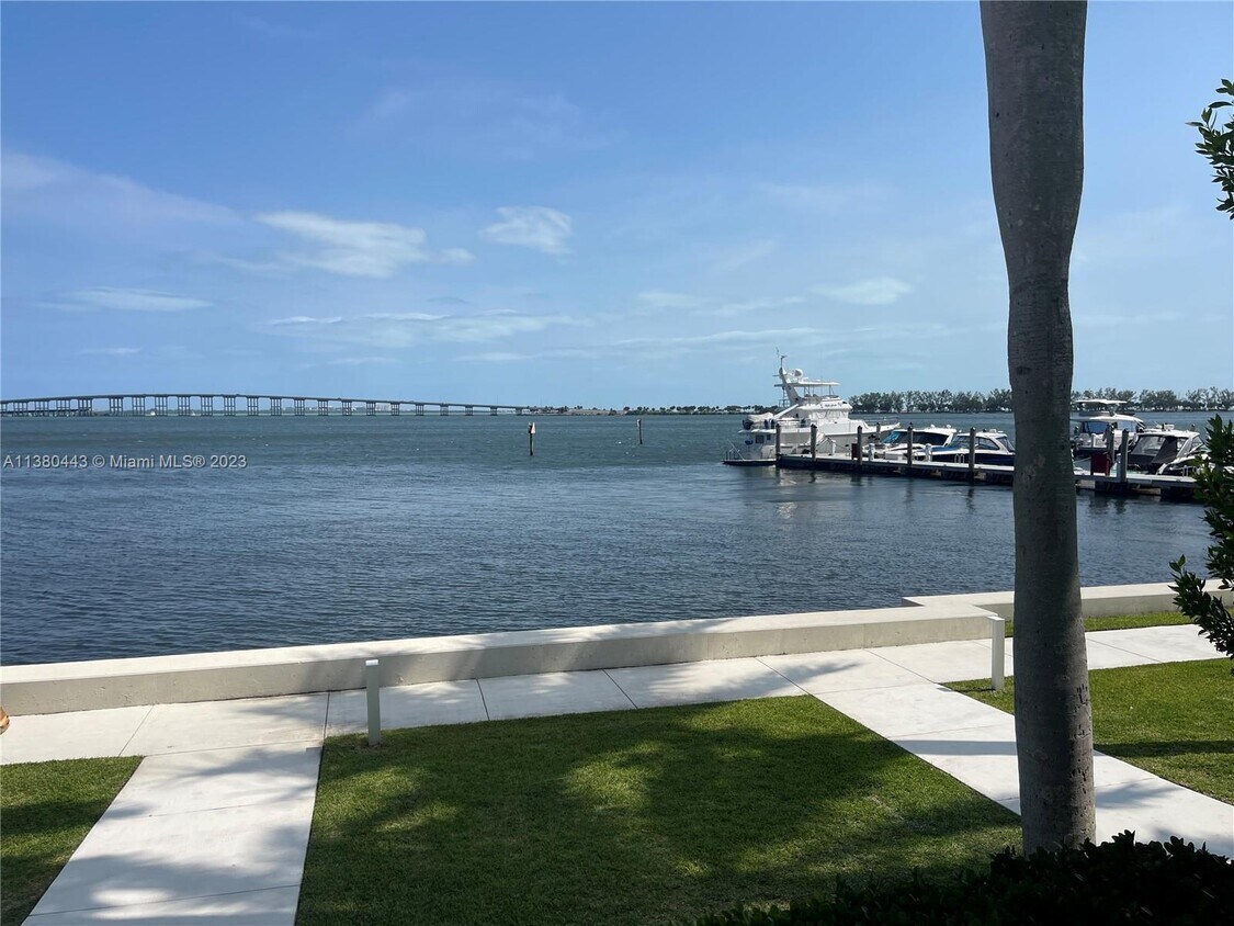 Foto principal - 1541 Brickell Ave
