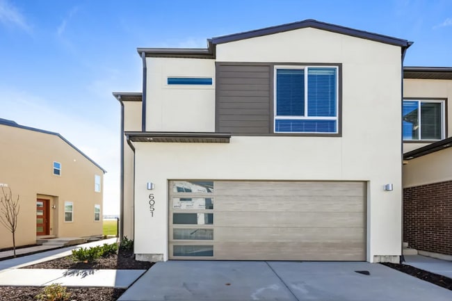 Building Photo - 6051 Lower Brk Ln