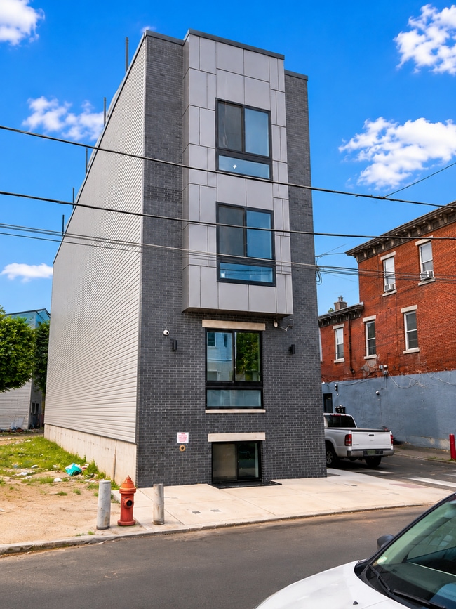 Photo - 122 E CUMBERLAND ST Apartment