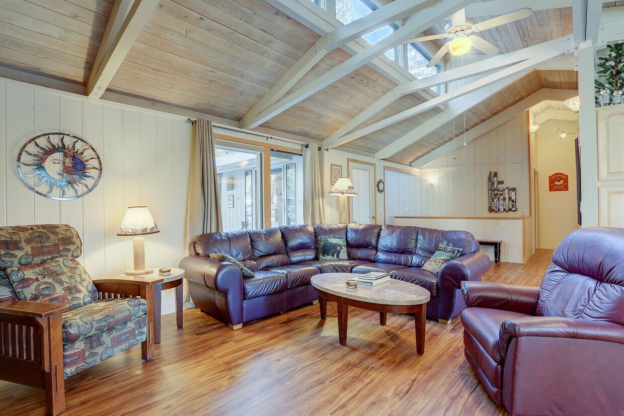 Foto principal - 11 Pine Mt Ln
