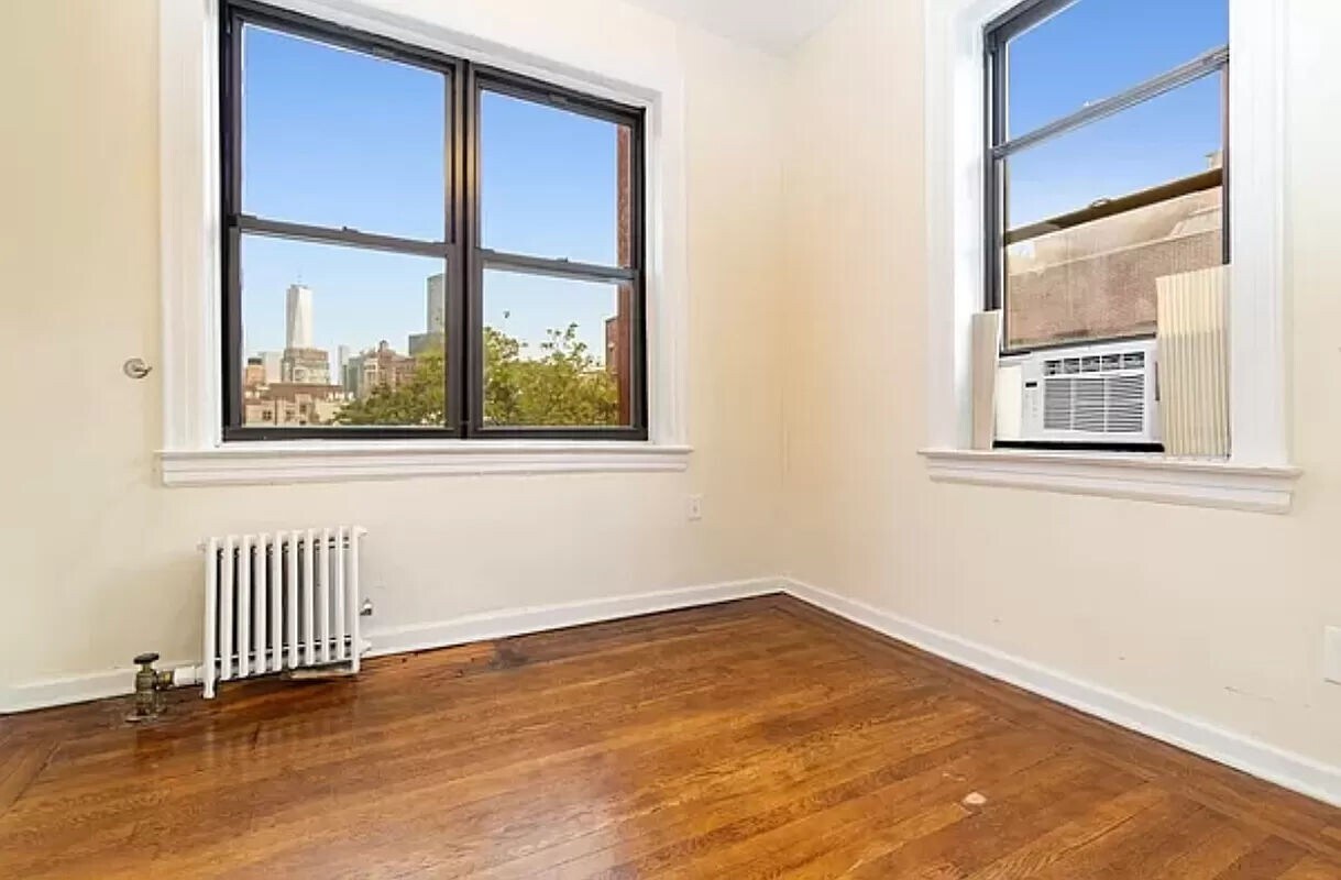 98 Macdougal Street Room for Rent in New York, NY